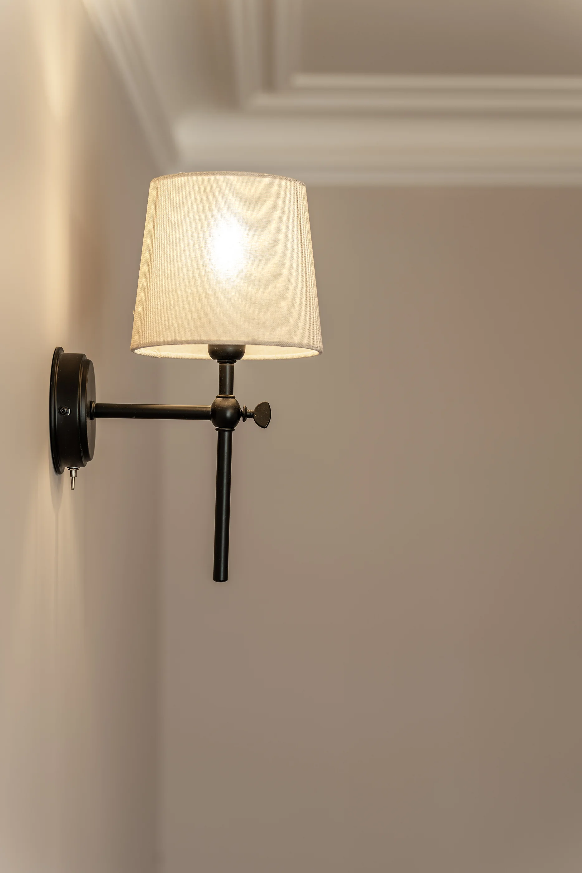 Wall light with linen shade